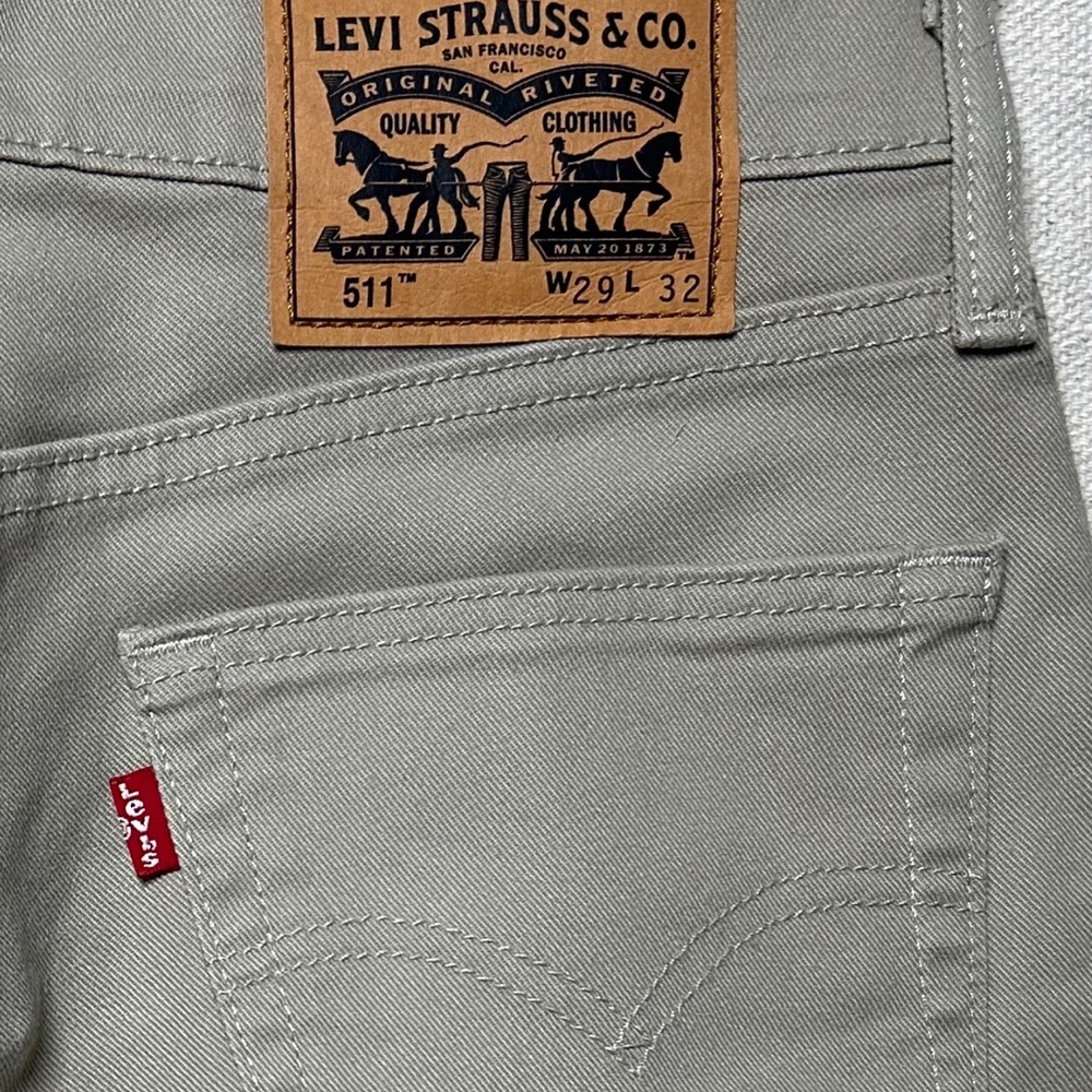 Mens 511 Levi’s khaki denim